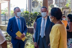 Des masques transparents distribués à la crèche SIMANGAVOLE