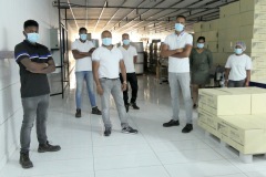 Production des masques chirurgicaux de type 2 à Tan Rouge